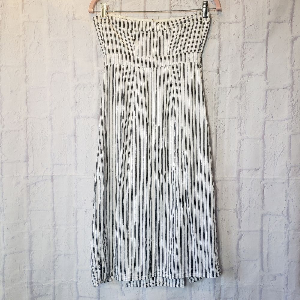 BDG Linen-Blend Strapless Striped Button Front Midi Dress - Picture 9 of 12